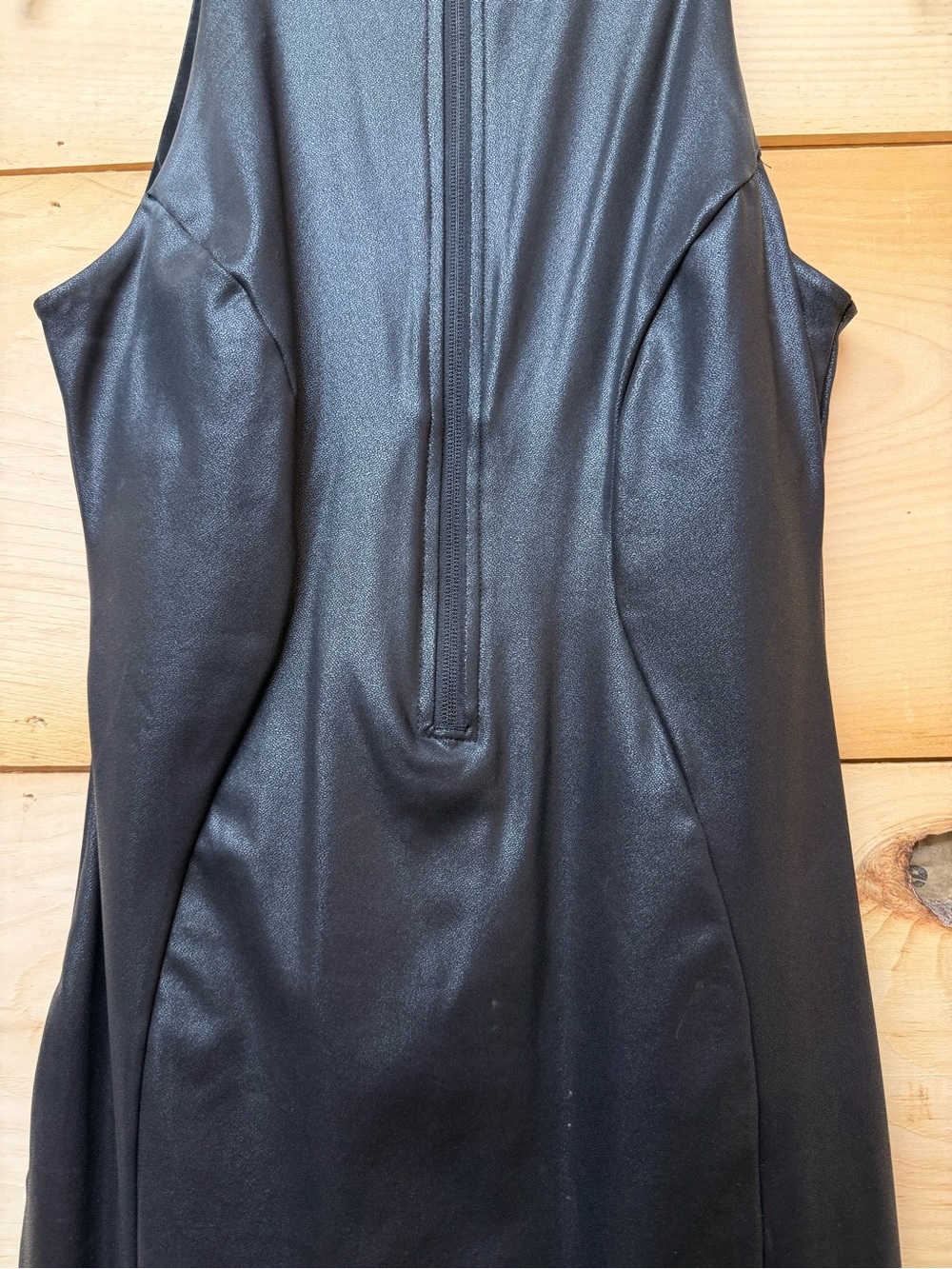 Black Zip-Front Mini Dress with Sculpting Silhouette - Picture 8 of 8